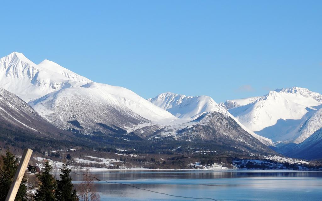 فيلا Tindelykke Isfjorden المظهر الخارجي الصورة